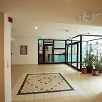 Hollo 12 Apartment