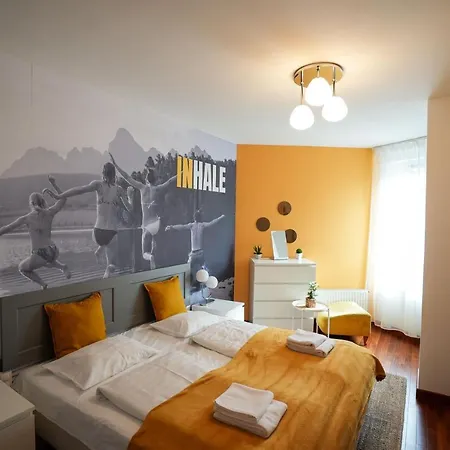 Hollo 12 Budapest